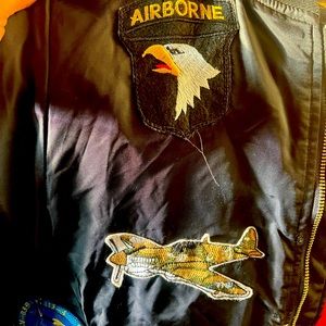 It’s a brand new air force coat looks great on either sex